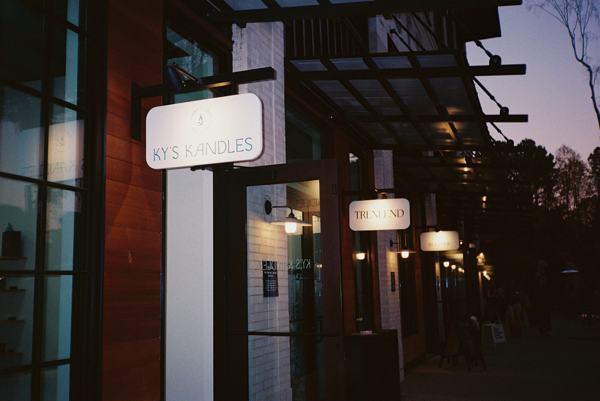 Meet Your Neighbors at Makers Alley: A Night of Community, Connection & Local Raleigh Flavor screen capture